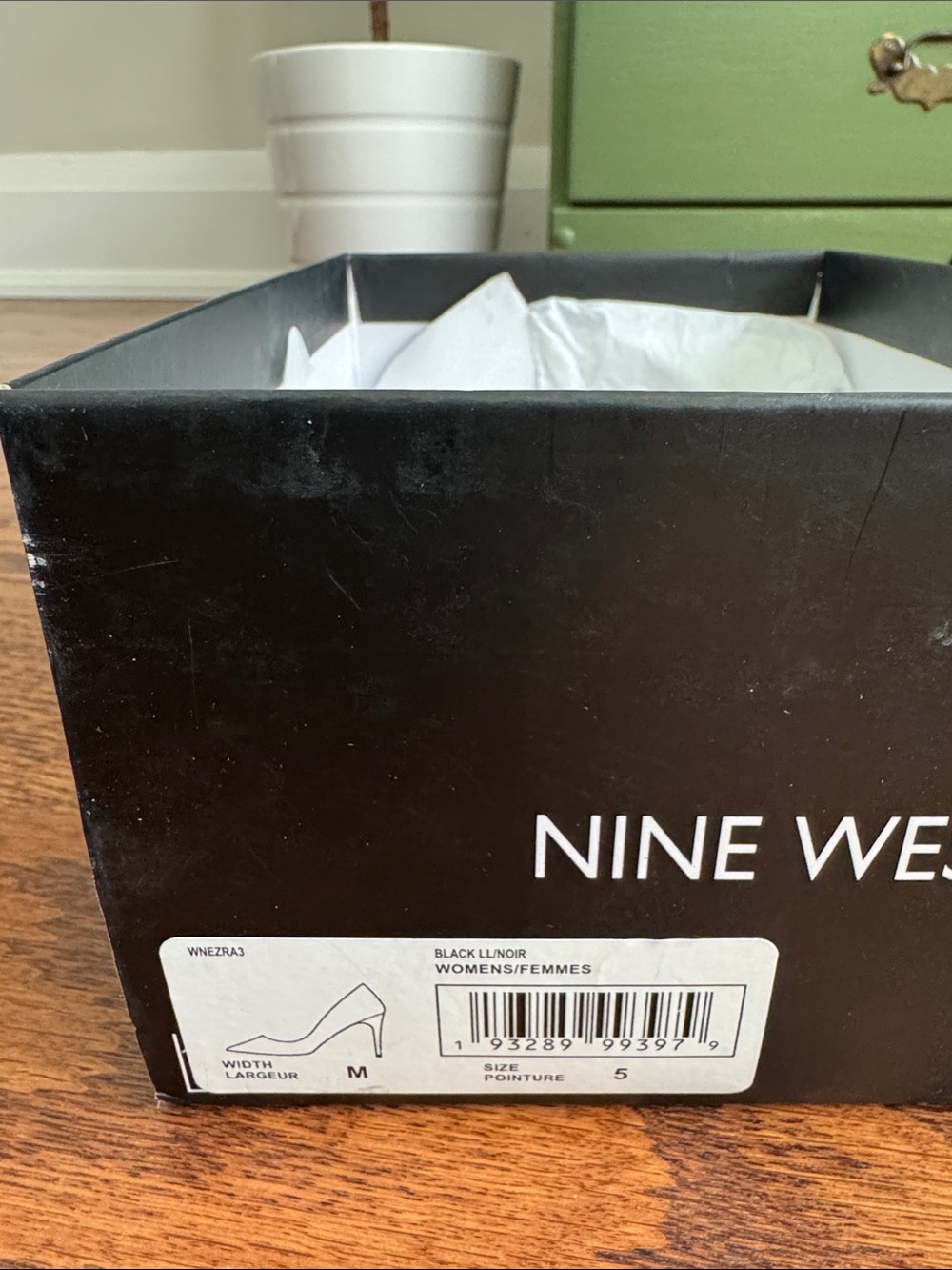 Nine West Black Patent Pointed Heels Pumps - Picture 2 of 6